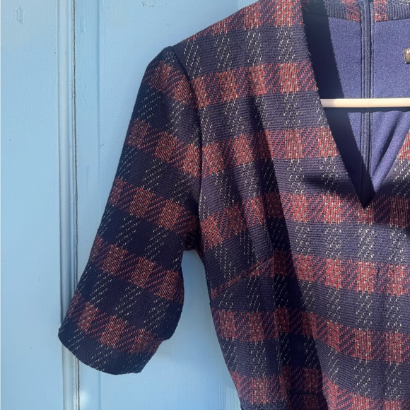 Maggy London Navy and Red Plaid Dress size 2 - Picture 2 of 11